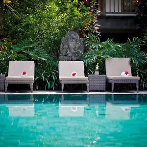 4* Hotell Sri Ratih